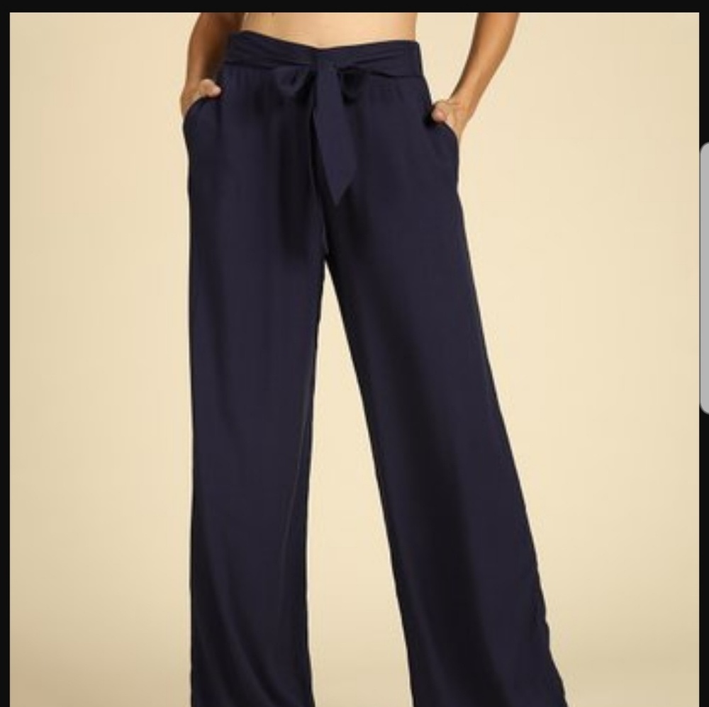 Suzanne Betro navy Tie-Waist Palazzo Pants